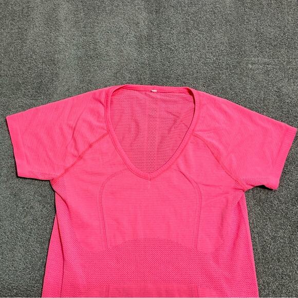 Lululemon Run: Swiftly Tech V Neck size 8 - Picture 7 of 8